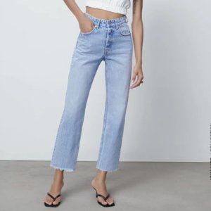 Zara Hi-Rise Straight Leg Jeans Size 6